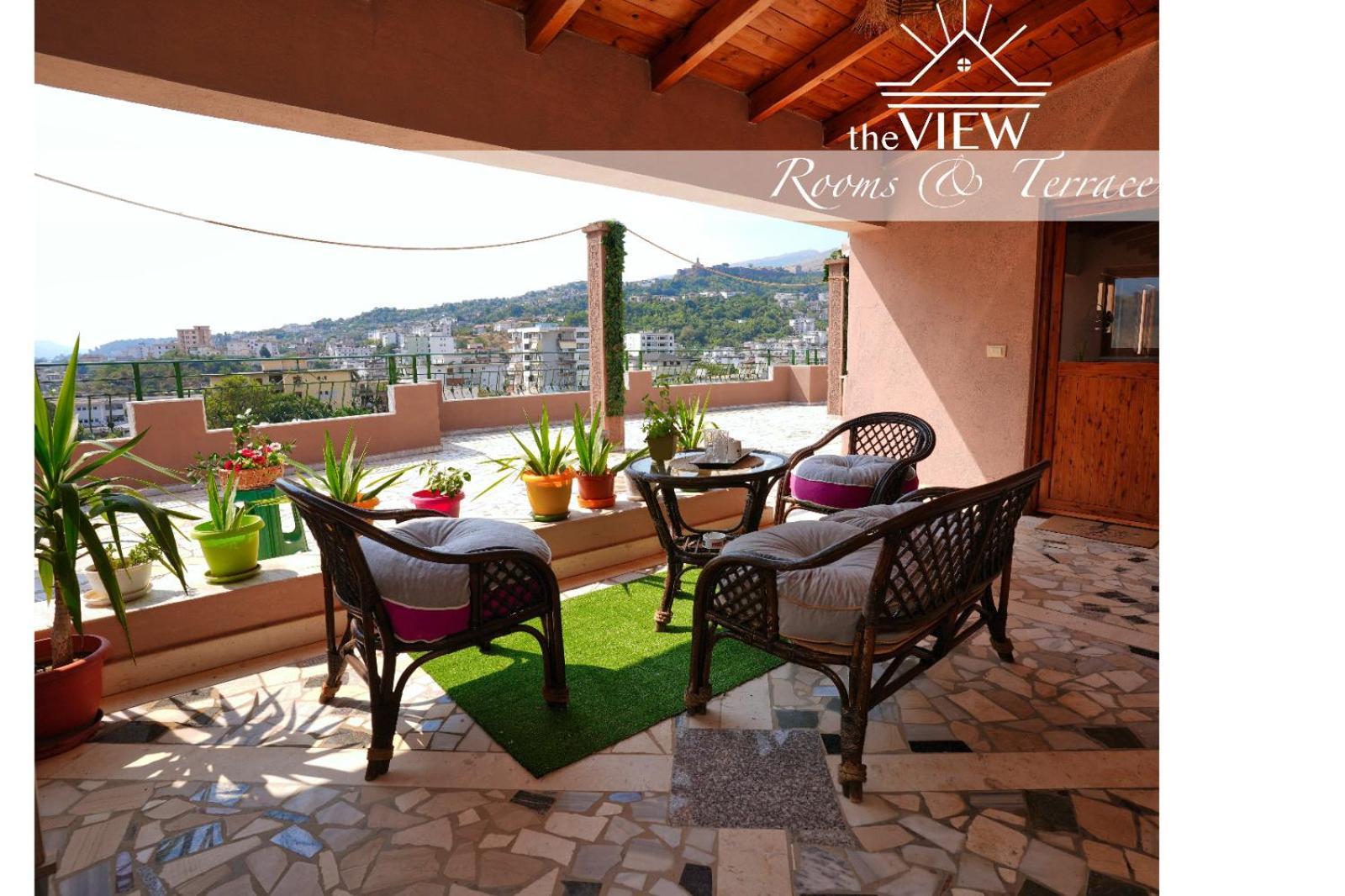 The View Rooms And Terrace Гірокастра Екстер'єр фото