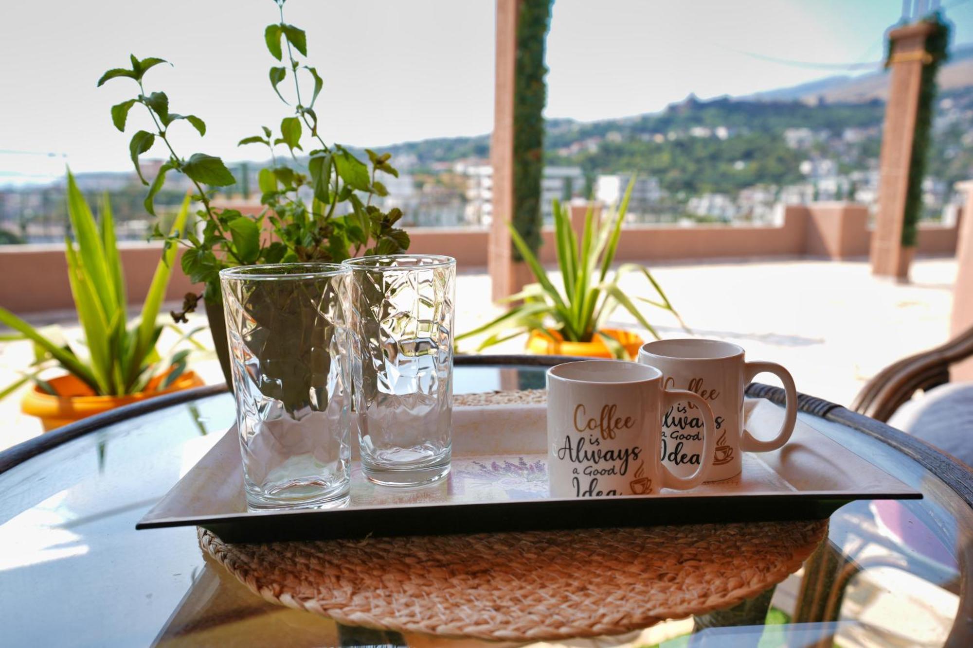 The View Rooms And Terrace Гірокастра Екстер'єр фото